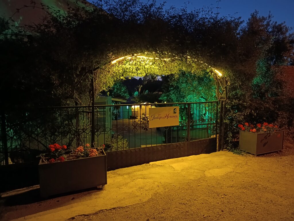 giriş